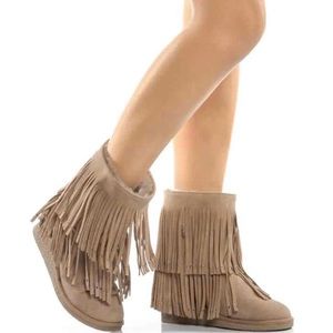 Koolaburra By Ugg Sz 7 Savannity Fringe Wedge Boot